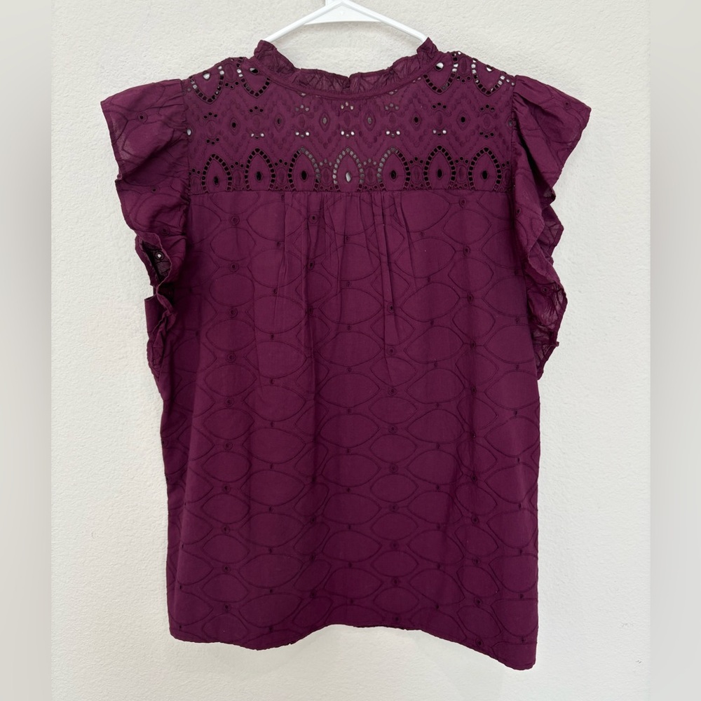 NWT LOFT Eyelet Flutter Sleeve Tie Neck Top Large Romantic Boho Chic Lightweight - Picture 6 of 8